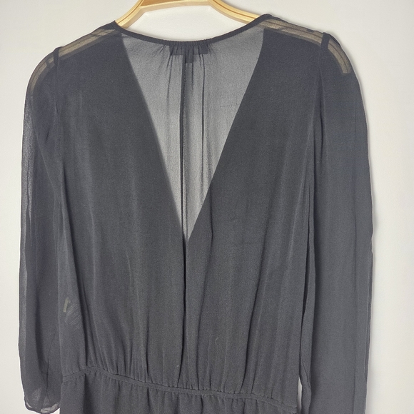 Aritzia Babaton Alexander Silk Top - Picture 6 of 9